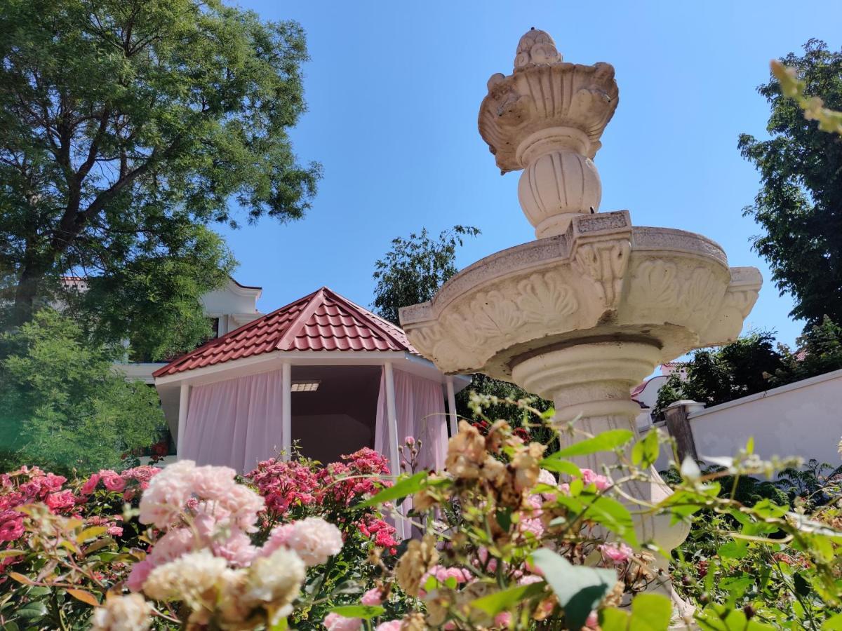 Sartus Hotel Одеса Екстер'єр фото